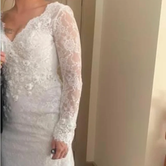 Maggie Sottero Dahlia - Picture 7 of 10